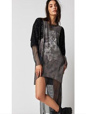 We The Free City Sparkle Tee Small